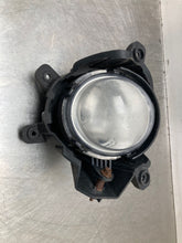 Load image into Gallery viewer, Park Lamp Light Kia Rondo 2007 - NW487861