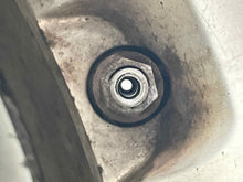 Load image into Gallery viewer, Wheel Rim Kia Rondo 2007 - NW488408