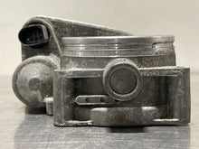 Load image into Gallery viewer, THROTTLE BODY BMW 745I 545I X5 2002 02 03 04 05 06 - NW488304
