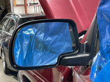 Load image into Gallery viewer, SIDE VIEW MIRROR Avalanche Suburban Tahoe 03 04 05 06 07 Left - NW488548