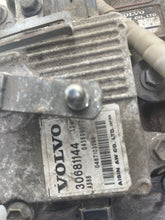 Load image into Gallery viewer, AUTOMATIC TRANSMISSION S40 V40 V50 04 05 06 07 08 09 10 AWD - NW489321