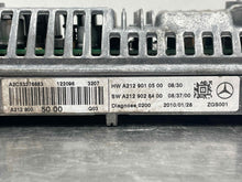 Load image into Gallery viewer, INFO-GPS SCREEN Mercedes-Benz E350 E550 E63 2010 10 2011 11 - NW489156