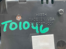Load image into Gallery viewer, Speedometer Cluster Buick Regal 2018 - NW489284