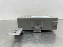 Load image into Gallery viewer, TRANSFER CASE CONTROL MODULE COMPUTER 4 Runner 2003-2009 - NW489422