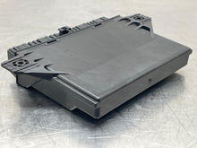 Load image into Gallery viewer, KEYLESS ENTRY CONTROL MODULE COMPUTER Volvo S60 XC60 11 12 13 14 15 - NW489729