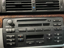 Load image into Gallery viewer, RADIO BMW 320i 330i M3 2002 02 03 04 05 06 AM/FM/CD - NW491911