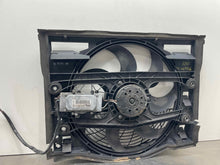 Load image into Gallery viewer, RADIATOR FAN ASSEMBLY 320i 323i 330i 99 00 01 02 - 06 - NW491587