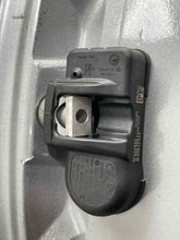 Load image into Gallery viewer, WHEEL RIM Gl350 Gl450 Gl550 GL63 AMG 13-16 20x8-1/2 - NW492126
