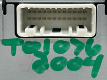 Load image into Gallery viewer, AMPLIFIER Lexus RX330 2004 04 2005 05 2006 06 - NW491915
