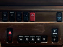 Load image into Gallery viewer, Temp Climate AC Heater Control Mercedes E320 E420 300E 400E 88 89 91 92 93 94 - NW491769
