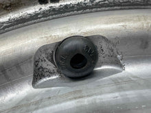Load image into Gallery viewer, WHEEL Mercedes 260E 300D 300E 89 90 91 - 94 15X6.5 - NW492127
