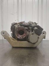 Load image into Gallery viewer, CARRIER ASSEMBLY Land Rover Evoque 14 15 16 17 18 - NW494439