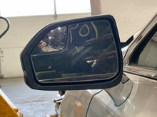 Load image into Gallery viewer, Side View Door Mirror Lincoln MKZ 2013 - NW494791