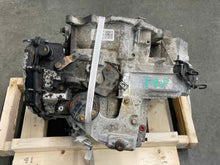Load image into Gallery viewer, Transmission Lincoln MKZ 2013 - NW495102