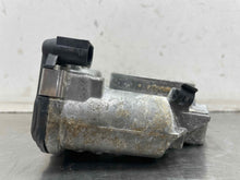 Load image into Gallery viewer, THROTTLE BODY CLK430 CLK500 ML500 SL55 01 - 06 - NW495092