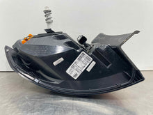 Load image into Gallery viewer, TAIL LIGHT LAMP ASSEMBLY 2015 15 2016 16 2017 17 2018 18 Right - NW495582