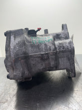 Load image into Gallery viewer, TRANSFER CASE 2015 15 2016 16 2017 17 2018 18 2019 19 - NW495572