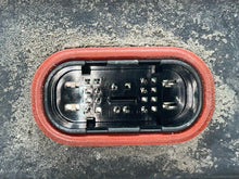 Load image into Gallery viewer, Computer Jaguar XE 2017 - NW496274