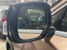 Load image into Gallery viewer, Side View Door Mirror INFINITI QX30 2017 - NW496807
