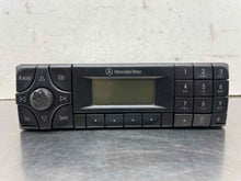 Load image into Gallery viewer, RADIO Mercedes C230 C280 C43 1999 99 AM FM CASS - NW497021