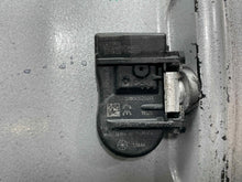 Load image into Gallery viewer, WHEEL RIM S60 XC60 11 12 13 17x7 ALLOY - NW497643