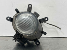 Load image into Gallery viewer, Fog Light BMW 320i 330i 325i 2002 02 2003 03 2004 04 2005 05 - NW497842
