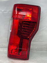 Load image into Gallery viewer, Tail Lamp Light FORD F250SD PICKUP 2022 - NW498525