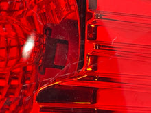 Load image into Gallery viewer, Tail Lamp Light FORD F250SD PICKUP 2022 - NW498530