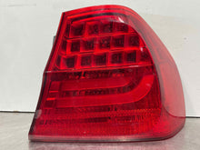 Load image into Gallery viewer, OUTER TAIL LIGHT LAMP BMW 323i 328i 335i M3 09 10 11 Right - NW498873