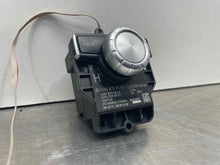 Load image into Gallery viewer, RADIO CONTROL C250 C300 E250D E300 E350 E400 E550 E63 GLK350 12-15 - NW499257