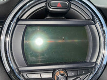 Load image into Gallery viewer, Info-Gps Screen MINI COOPER 2018 - NW499163