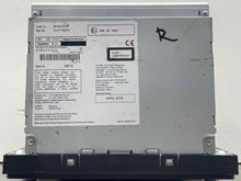 Load image into Gallery viewer, Radio Toyota Tacoma 2018 - NW500027