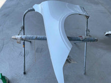 Load image into Gallery viewer, Front Fender VOLVO S90 2017 - NW420431