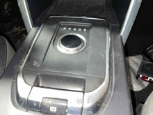 Load image into Gallery viewer, Floor Shifter DISCOVERY SPORT 2018 - NW500616