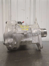 Load image into Gallery viewer, TRANSFER CASE 2015 15 2016 16 2017 17 2018 18 2019 19 - NW501107