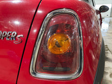 Load image into Gallery viewer, TAIL LAMP LIGHT - NW501141