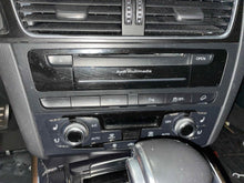 Load image into Gallery viewer, RADIO CONTROLS Audi A5 Q5 SQ5 09 10 11 12 13 14 15 16 - NW500955