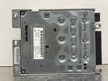 Load image into Gallery viewer, Radio MERCEDES E-CLASS 2016 - NW500969