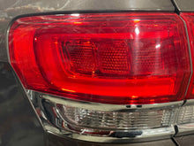 Load image into Gallery viewer, Tail Lamp Light GRAND CHEROKEE 2018 - NW501136
