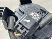 Load image into Gallery viewer, Fog Light Audi A4 S4 A3 2005 05 2006 06 2007 07 2008 08 2009 09 Left - NW501469