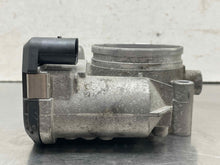 Load image into Gallery viewer, THROTTLE BODY AUDI A4 A6 S4 00 01 02 03 - 06 2.7 TURBO - NW501682