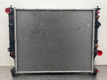 Load image into Gallery viewer, RADIATOR GL350 ML550 R320 R350 2009 09 2010 10 2011 11 12 13 - NW502084