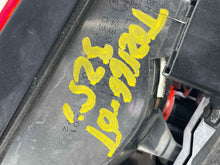 Load image into Gallery viewer, OUTER TAIL LIGHT LAMP 320i 323i 323ic 323is 325ci 325i 328i 99-01 Left - NW502185
