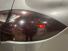 Load image into Gallery viewer, OUTER TAIL LIGHT LAMP Porsche Cayenne 11 12 13 14 Right - NW504025