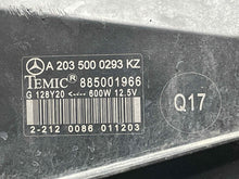 Load image into Gallery viewer, COOLING FAN W MOTOR Mercedes C240 C320 01 02 03 04 - 06 - NW504205