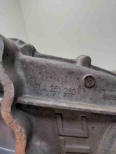 Load image into Gallery viewer, Transfer Case GRAND CHEROKEE 2019 - NW505384