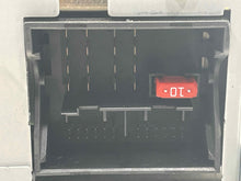 Load image into Gallery viewer, RADIO Volkswagen Golf Jetta 2010 10 2011 11 - NW505287