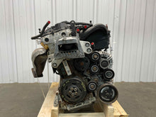 Load image into Gallery viewer, Engine Motor Volkswagen Golf 2010 - NW505030