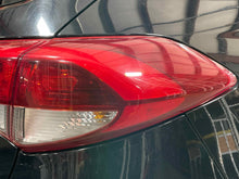 Load image into Gallery viewer, OUTER TAIL LIGHT LAMP Tucson 2016 16 2017 17 2018 18 Right - NW505891