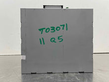 Load image into Gallery viewer, RADIO RECEIVER A4 A5 A6 Q3 Q5 Q7 RS5 S5 S6 Touareg 2009-2017 - NW507230